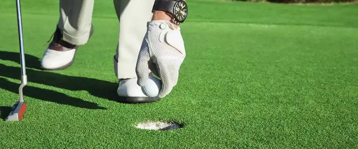 Césped artificial para golf